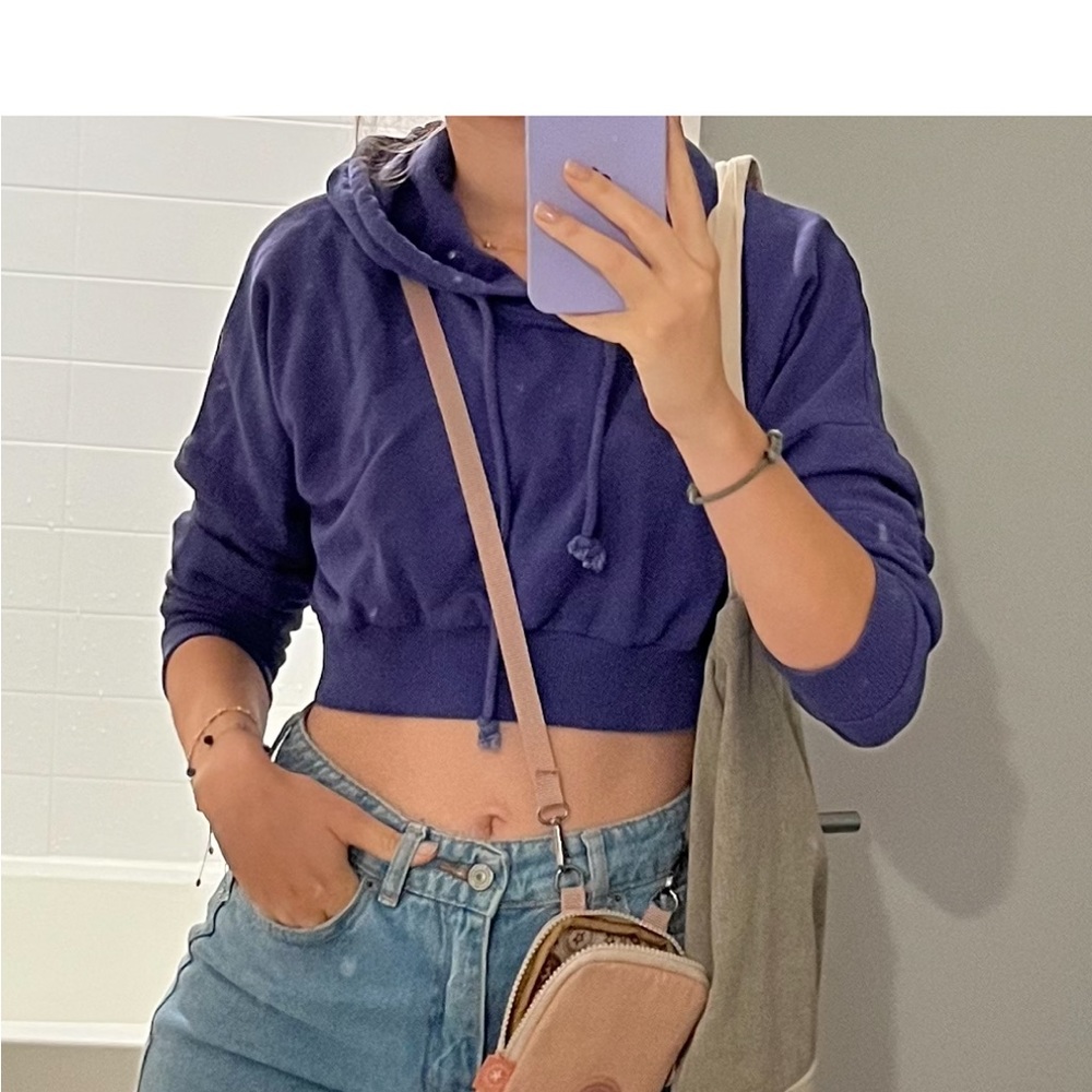 Purple Cropped sweatshirt %60 cotton %40 polyester